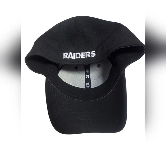 Black Cap With Raiders Logo - Picture 2 of 8